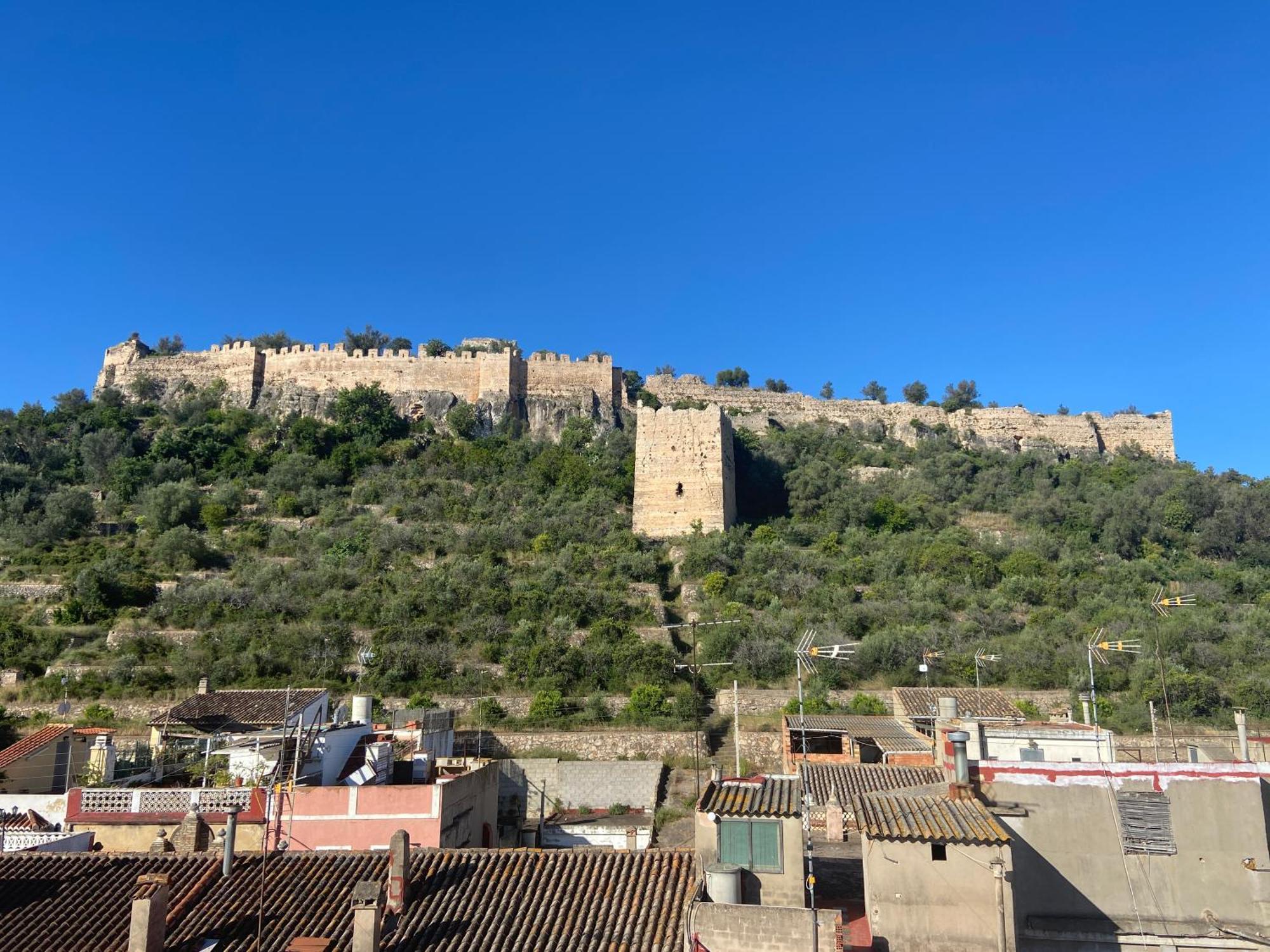 Casa Con Jacuzzi Y Piscina Con Vistas Al Castillo Corbera de Alcira エクステリア 写真